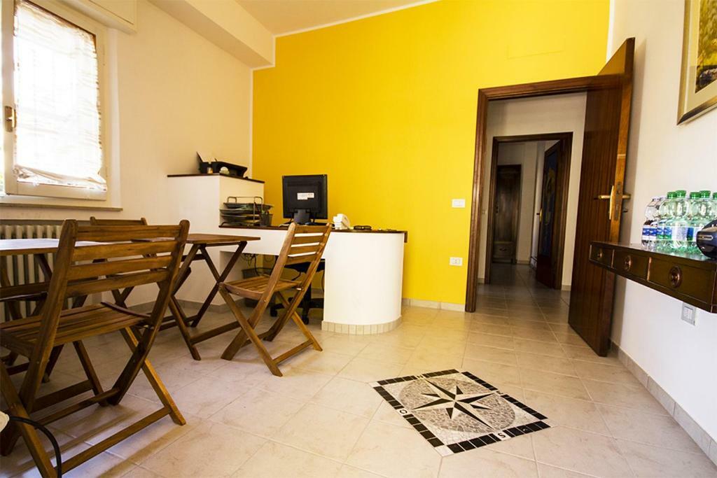 Il Tiglio Bed & Breakfast Fano Bagian luar foto
